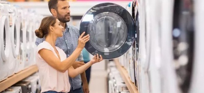 Adana'da yeni evleneceklere mobilya ve beyaz eşyada indirim için protokol imzalandı