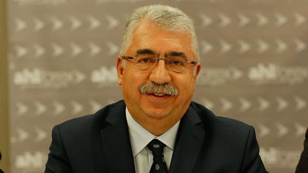 Ahmet Ahlatçı hakkında yurt dışına çıkış yasağı getirildi