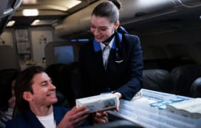 AJet'ten ramazan ayında ücretsiz iftar ve sahur ikramı