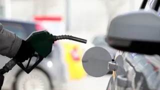 Akaryakıt fiyatları değişiyor: Motorine yeni zam geliyor