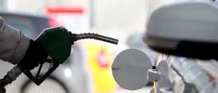Akaryakıt fiyatları değişiyor: Motorine yeni zam geliyor