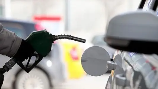 Akaryakıt fiyatları değişiyor: Motorine yeni zam geliyor