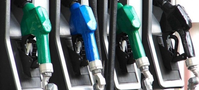 Akaryakıt fiyatlarında büyük indirim bekleniyor