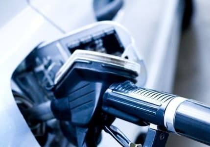 Akaryakıt fiyatlarında yeni zam