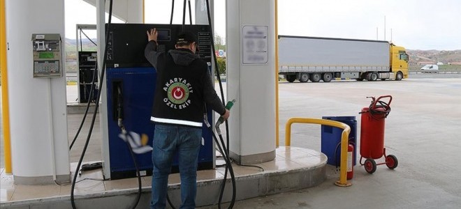 Akaryakıtta 15,6 milyar liralık kamu zararı tespit edildi