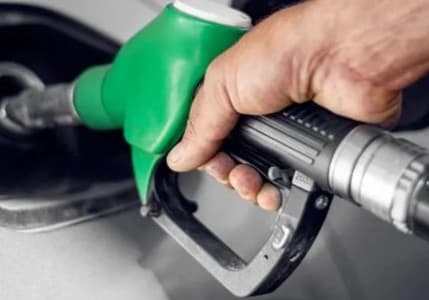 Akaryakıtta baş döndüren günler: Motorine yeniden zam geliyor 