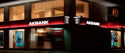 Akbank 2022'de kârını %396 artırdı
