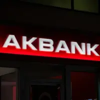 Akbank'a 1,7 milyar liralık rekabet cezası