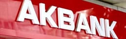 Akbank deprem bölgesinde kredi ve kart ödemelerini 3 ay faizsiz erteliyor