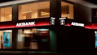 Akbank sendikasyon kredisini yeniledi