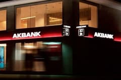 Akbank'tan 1,49 milyar TL'lik tahsili gecikmiş alacak satışı