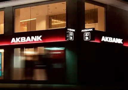 Akbank'tan 3,2 milyar TL'lik tahsili gecikmiş alacak satışı