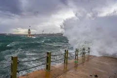 AKOM'dan İstanbul için fırtına uyarısı