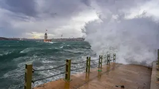 AKOM'dan İstanbul için fırtına uyarısı