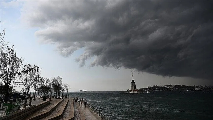 AKOM'dan İstanbul için kuvvetli sağanak uyarısı