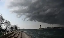 AKOM'dan İstanbul için kuvvetli sağanak uyarısı