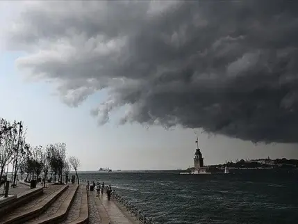 AKOM'dan İstanbul için kuvvetli sağanak uyarısı