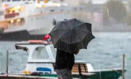 AKOM İstanbul'da üç gün sürecek kuvvetli yağış ve fırtına için uyarıda bulundu!
