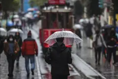 AKOM duyurdu: İstanbul'a sağanak geri geliyor