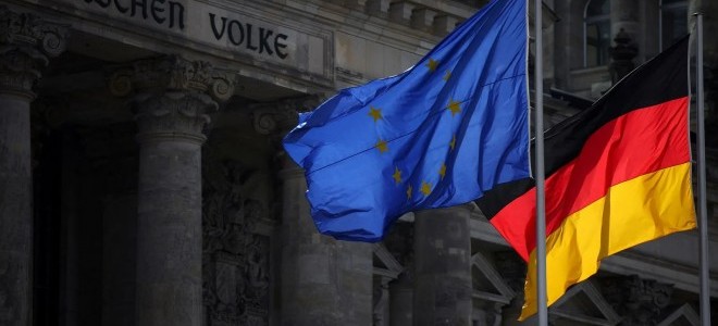 Alman ekonomisi 2023'ü küçülmeyle kapattı