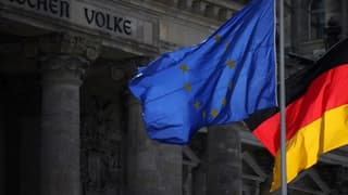 Alman ekonomisi 2023'ü küçülmeyle kapattı