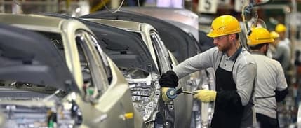 Alman otomotiv sektörü 2024'e temkinli yaklaşıyor