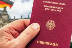 Almanya'da Alman pasaportu alanların sayısı tarihi seviyeye ulaştı
