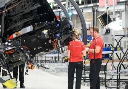Almanya'da stagflasyon riski arttı: Ekonomik aktivite 38 ayın en büyük düşüşünü yaşadı