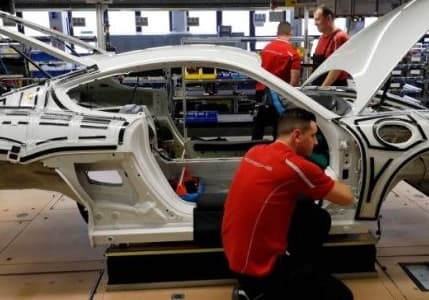 Almanya'da imalat sanayi PMI, tedarik darboğazları ile geriledi