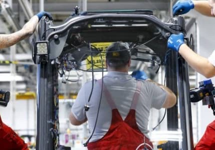 Almanya'da imalat sektörü PMI, aralıkta 34 ayın en yükseğine çıktı 