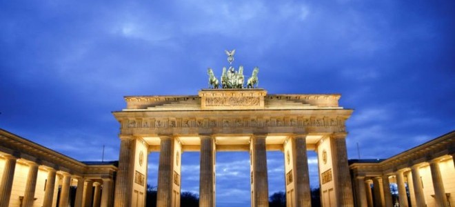 Almanya'da iş dünyası güveninde sürpriz artış