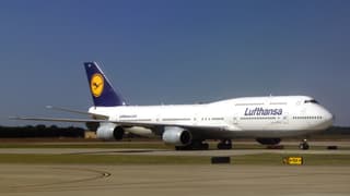 Almanya'da pilotlar greve çıktı, havacılık trafiği durma noktasına geldi