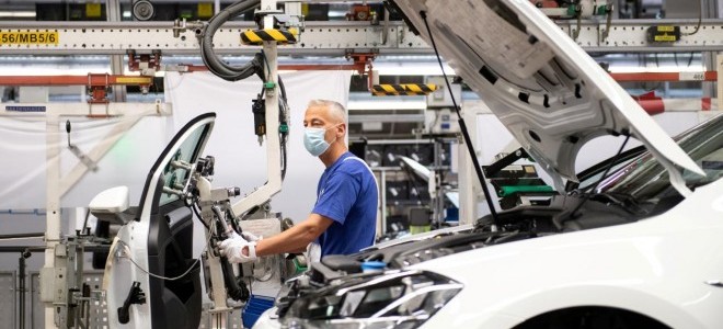 Almanya'da sanayi üretimi mayısta beklentileri aştı