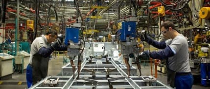 Almanya'da sanayi üretimi nisanda geriledi