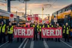 Almanya'da toplu taşıma çalışanları iki günlük uyarı grevine çıkıyor
