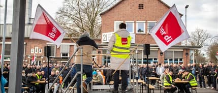 Almanya'da toplu taşıma çalışanlarından 