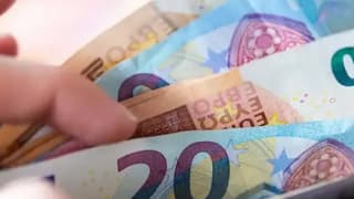 Almanya'da tüketicilerin güveni 3 aylık düşüşün ardından yükseldi