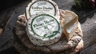 Almanya’da ünlü peynir markasının ürünleri marketlerden toplatılıyor
