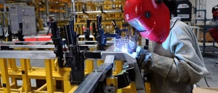 Almanya'da üretici fiyatları 2,5 yıl sonra ilk kez düştü