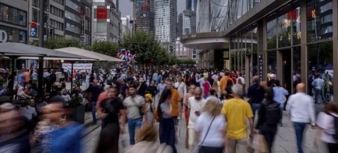 Almanya'da yatırımcı güveni son iki yılın zirvesinde