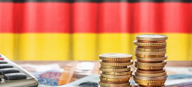 Almanya'da ZEW güven endeksi nisanda düştü