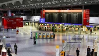 Almanya'daki grev uçuş trafiğini durma noktasına getirdi 