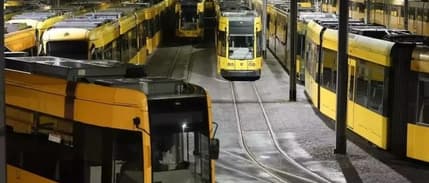 Almanya'daki grevler ulaşımı durma noktasına getirdi