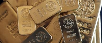 Altın fiyatları güçlü dolar karşısında baskılanmaya devam ediyor
