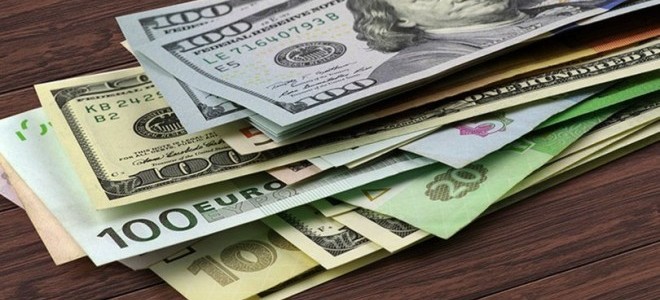 Altın, sterlin ve yen karşısında tüm zamanların rekorunu kırdı