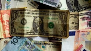 Altın ve döviz dönüşümlü KKM bakiyesi 3,7 milyar dolar geriledi