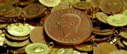 Altın yüksekte tutunuyor, petrol inişte