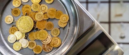 Altın zirveden geriledi: Goldman Sachs’tan yeni tahmin geldi