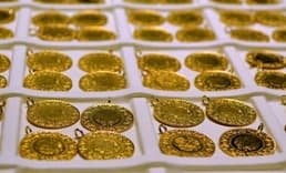 Altında çifte rekor: Ons ve gram altın zirve tazeledi