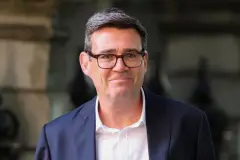 Andy Burnham İngiltere’nin yeni başbakanı oldu